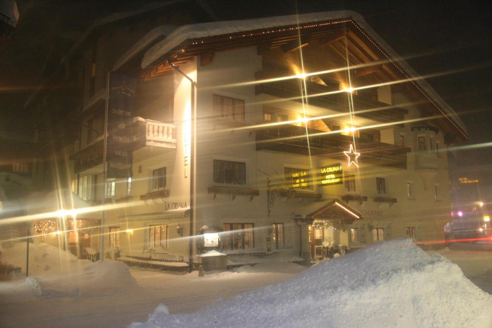 Hotel La Cruna Sedrun Esterno foto