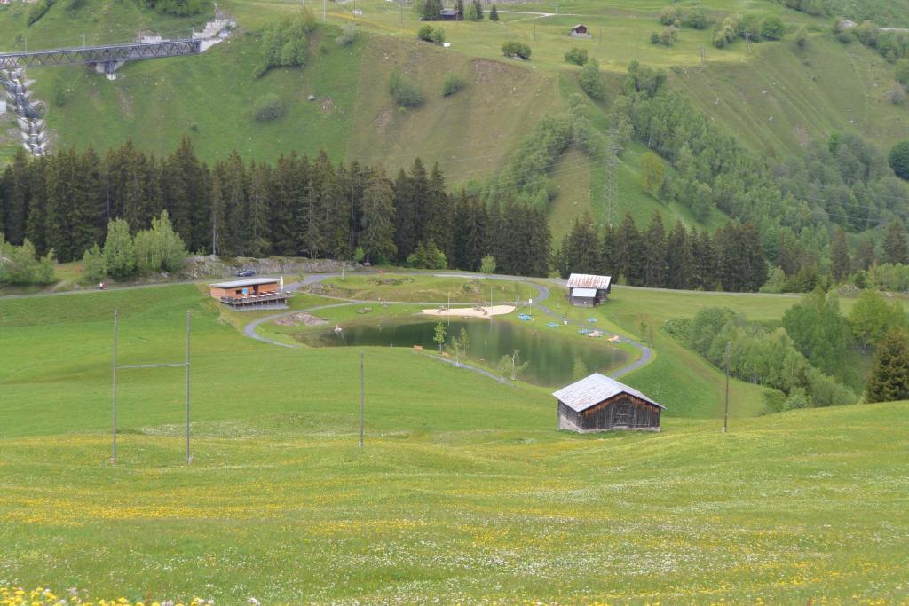 Hotel La Cruna Sedrun Esterno foto